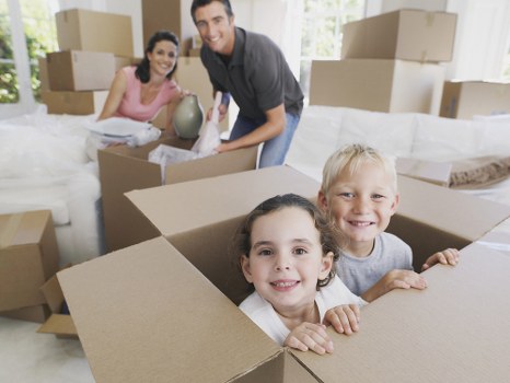 Professional movers handling a Mileend property relocation efficiently