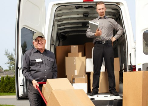 Planning and packing for home moves in Mileend