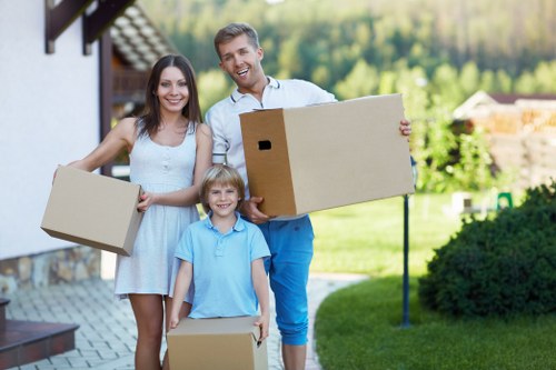 Local moving help for homes and small businesses in Mile End