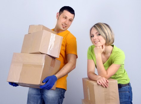 Residential moving truck service navigating Mile End streets
