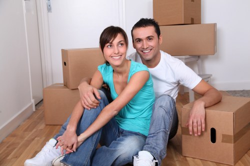 Student storage in Mileend for seasonal belongings