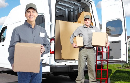 Affordable man with a van service for city moves in Mileend