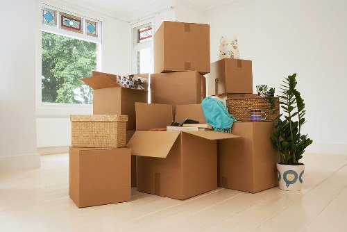 Furniture loading preparation during a Mileend relocation