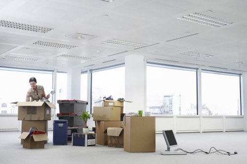 Loading and unloading service for Mile End removals