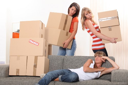 Professional moving truck support for flats, homes, and offices in Mile End